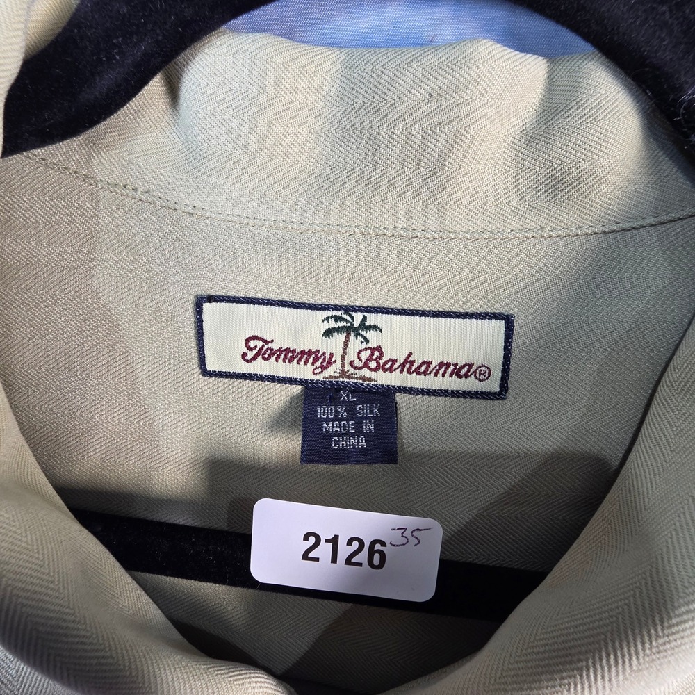Tommy Bahama Mens XL Silk Camp Shirt Tan Herringbone Short Sleeve Button Up - Picture 2 of 7